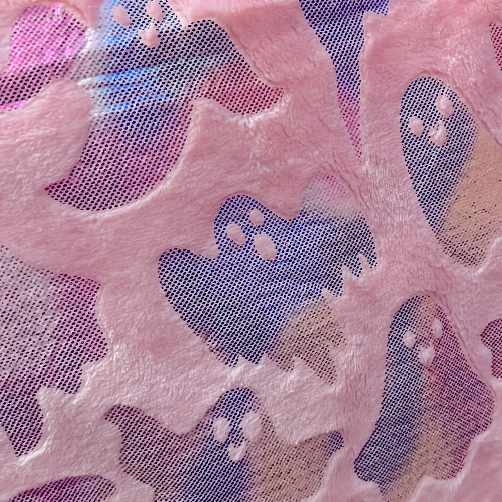 🩷👻Pink ghost foil blanket